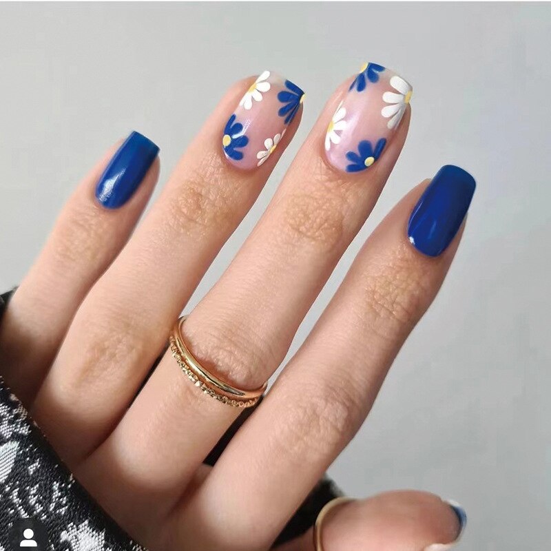 24pcs Smiley Cloud Stiletto False Nails